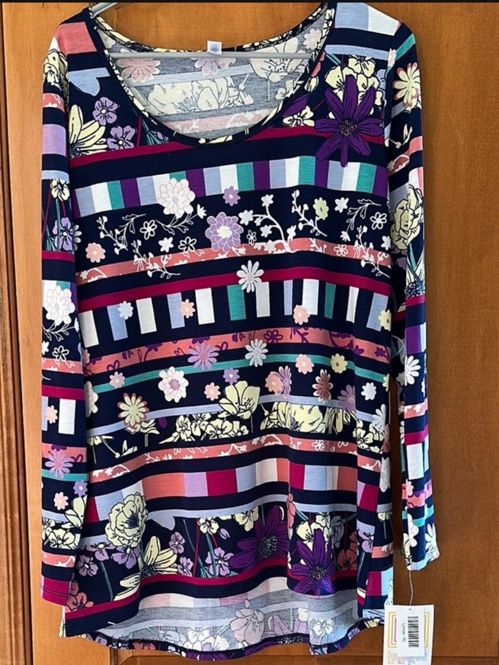 LuLaRoe Lynnae Blue Pink Geometric Floral Striped Long Sleeve Top Blouse Size XL
